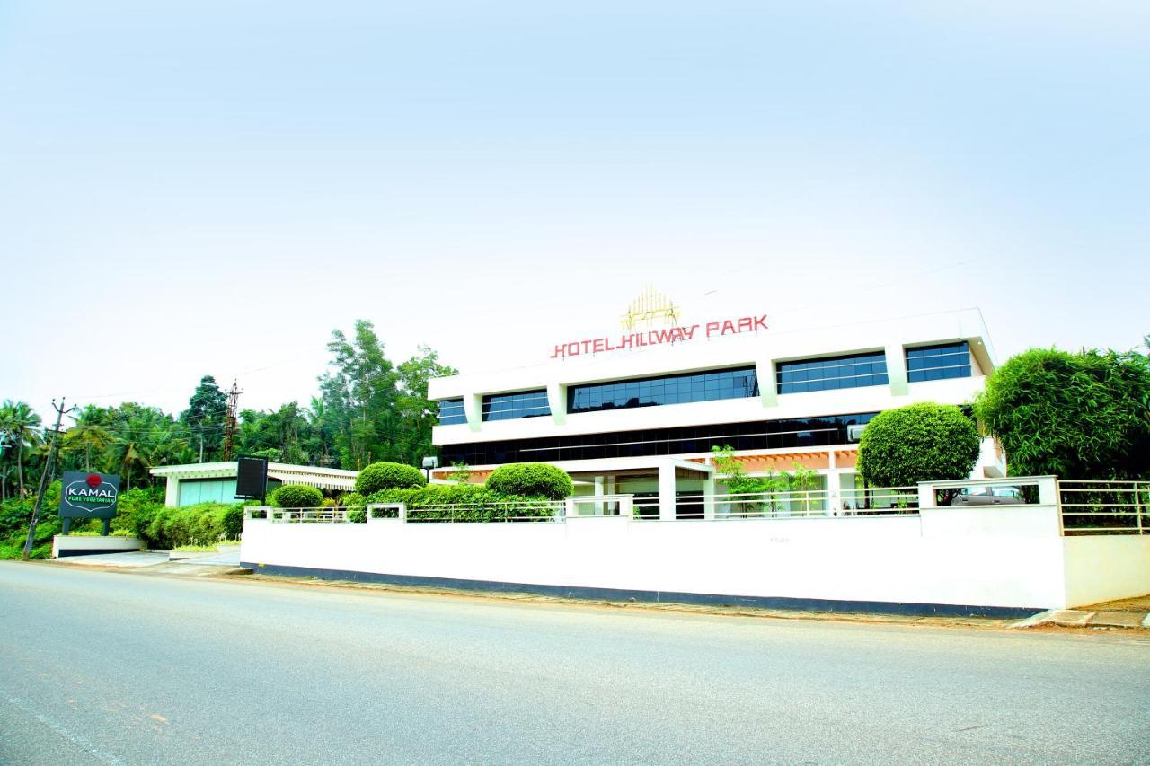 Hotel Hillway Park Kollam Exteriör bild
